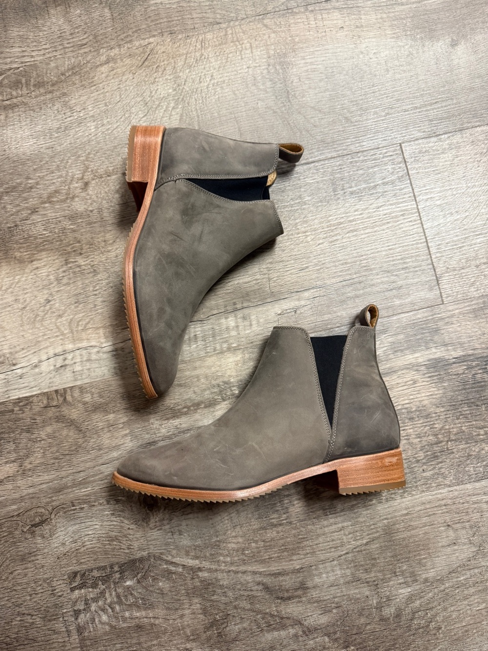 Nisolo Eva Everyday Chelsea Boot
